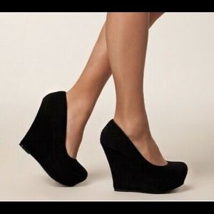 Steve Madden Pammyy Platform Wedges